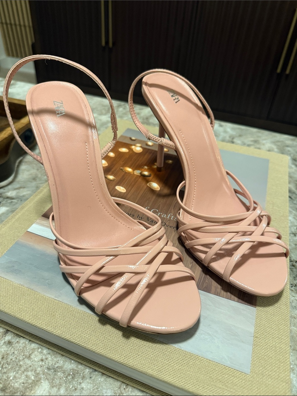 NWOT Zara pink sandals size 41